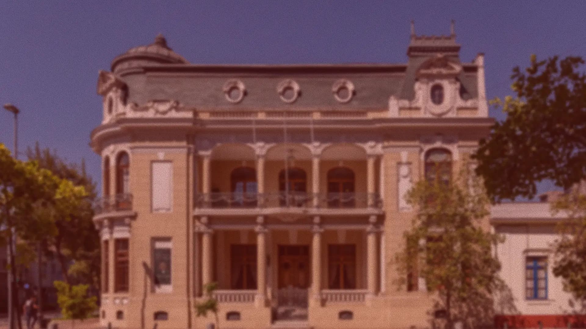 Universidad Diego Portales - Vista 1 - CASACENTRAL